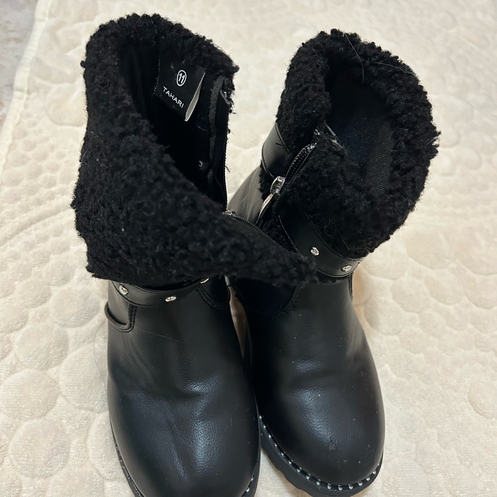 Tahari Black Kids Boots